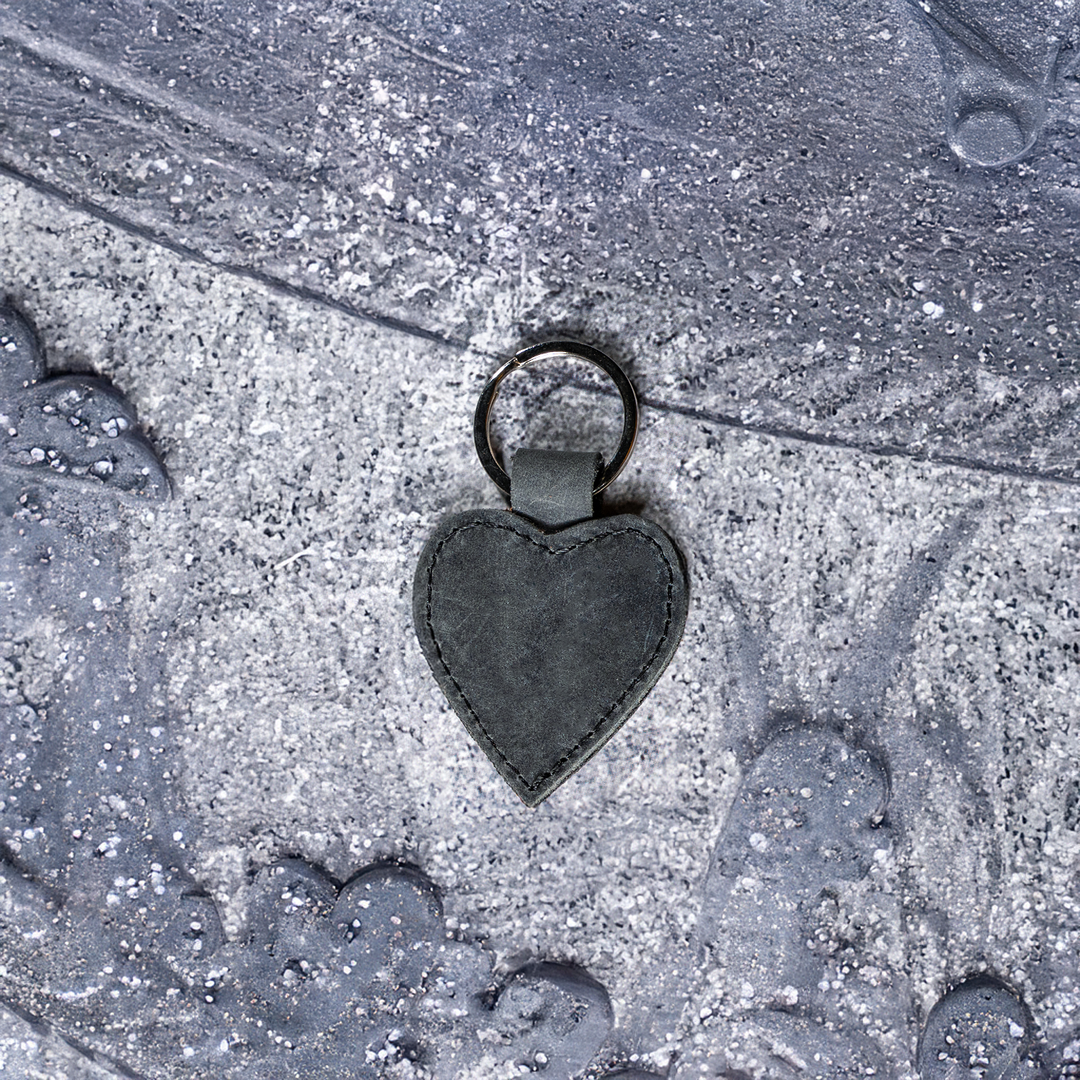 Heart-Shaped Keychain – Faux Leather Key Ring in Multiple Colors