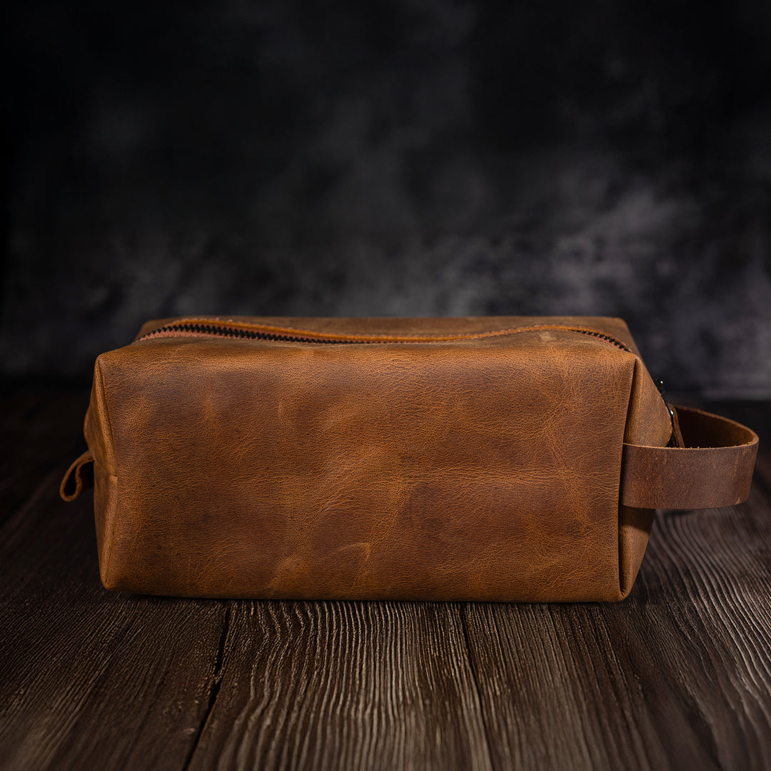 Faux Leather Dopp Kit – Men’s Travel Toiletry Bag