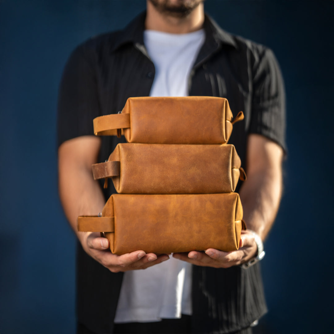 Faux Leather Dopp Kit – Men’s Travel Toiletry Bag
