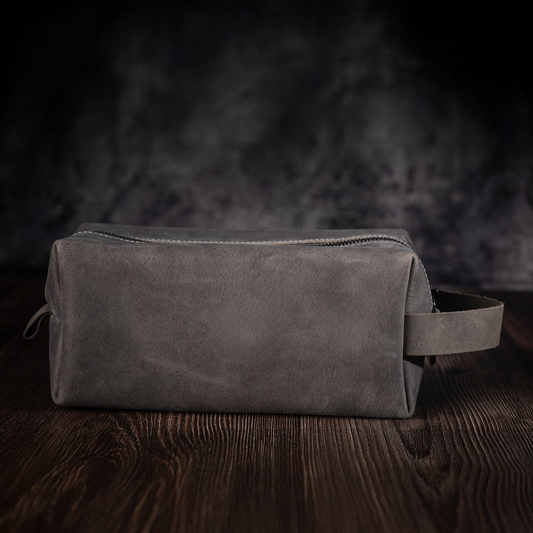 Faux Leather Dopp Kit – Men’s Travel Toiletry Bag